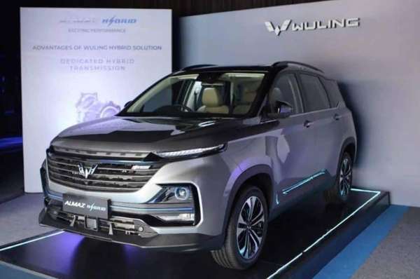 Wuling Almaz Hybrid gây sức ép lớn cho Hyundai Creta 