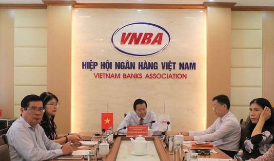 Thúc đẩy phát triển mạng lưới xanh hóa ngân hàng