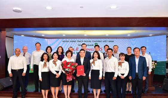 Vietcombank công bố quyết định thành lập Khối Vận hành và một số quyết định nhân sự Trụ sở chính