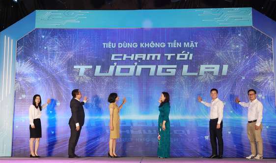 MoMo đồng hành cùng TP. Hà Nội kích cầu tiêu dùng, thúc đẩy thanh toán không tiền mặt