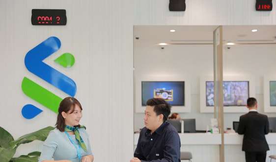Standard Chartered nhận giải thưởng Ngân hàng bán lẻ tốt nhất và Sản phẩm Vay mua nhà tốt nhất tại Việt Nam năm 2022