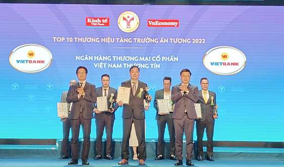 Vietbank vào top 10 thương hiệu tăng trưởng ấn tượng 2022