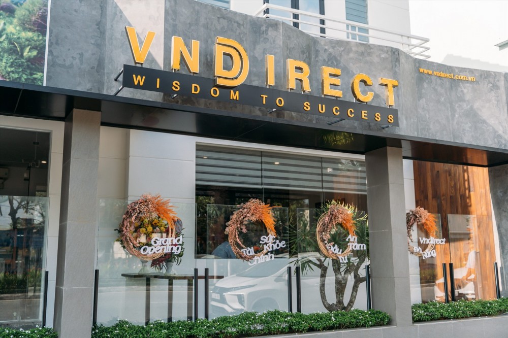 Chứng khoán VNDirect nói gì về tin đồn khiến cổ phiếu VND liên tục giảm sàn?