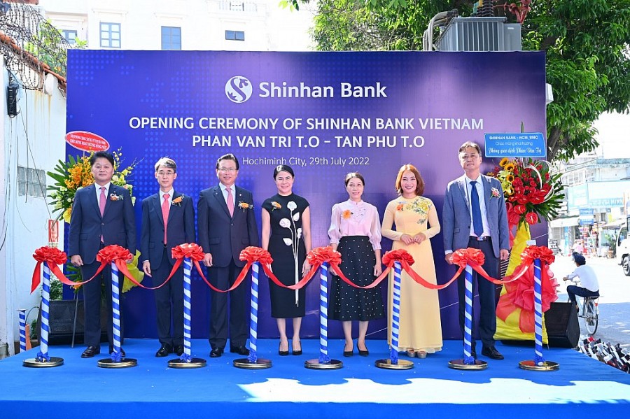 Ngân hàng Shinhan mở rộng mạng lưới giao dịch tại Hà Nội và Tp. Hồ Chí Minh