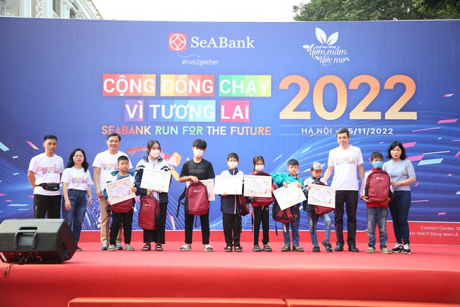 Chuỗi giải chạy cộng đồng “SeABank Run for The Future - Cộng đồng chạy vì tương lai 2022” thu hút hơn 5.200 người tham gia - Ảnh 2.