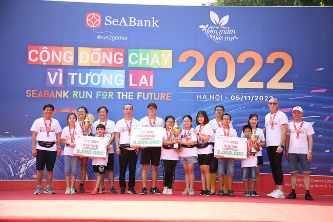 Chuỗi giải chạy cộng đồng “SeABank Run for The Future - Cộng đồng chạy vì tương lai 2022” thu hút hơn 5.200 người tham gia - Ảnh 4.