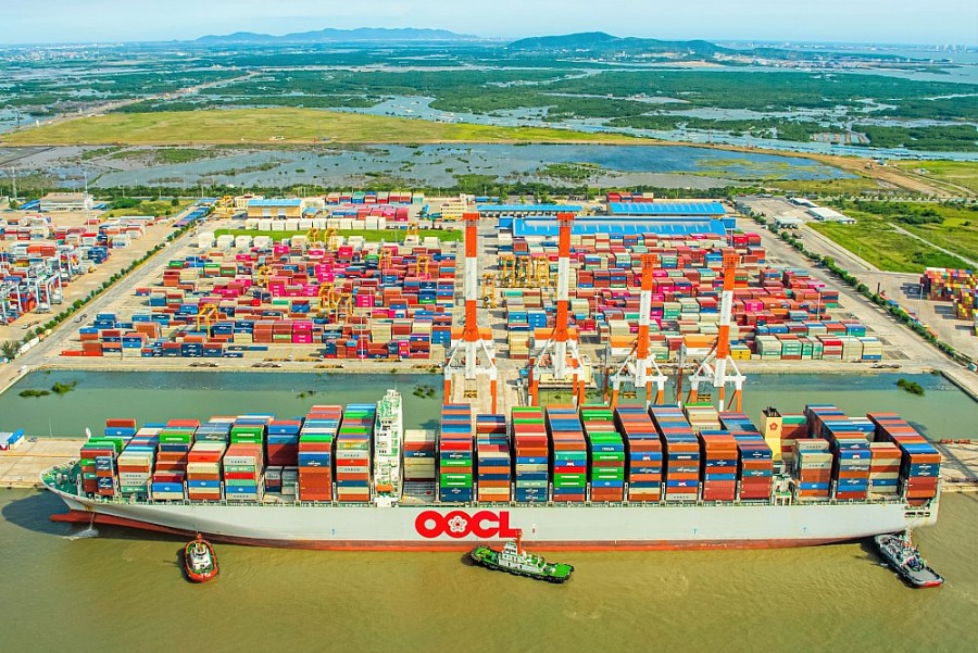 Yếu tố nào giúp xuất khẩu hàng hóa tăng trưởng mạnh trong 10 tháng qua?