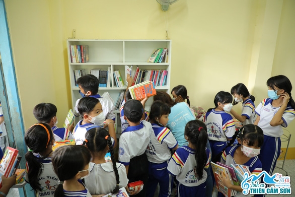 Trần anh Group - Trao tặng thư viện sách cho trẻ em khó khăn tại huyện Tịnh Biên