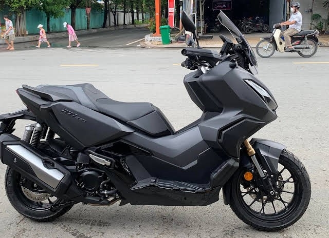 Xe máy Honda ADV 350 nhập Thái 