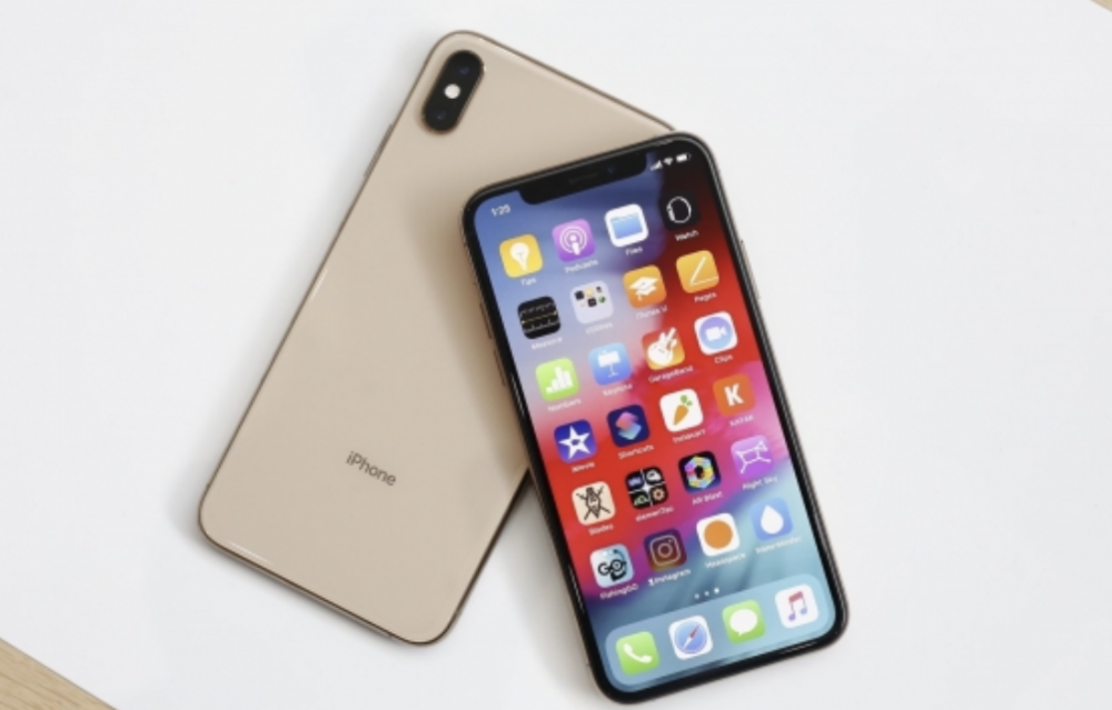 Cập nhật giá iPhone XS mới nhất giữa tháng 8/2022: Rẻ ngỡ ngàng, Samsung ‘hết cửa’ cạnh tranh