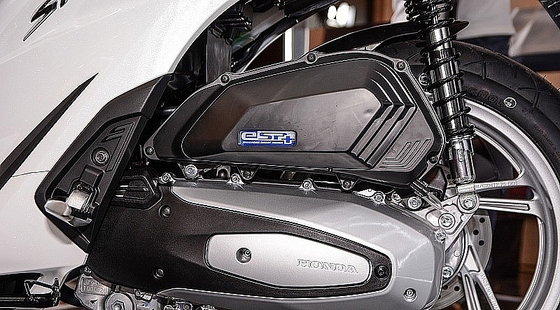 Xe máy Honda SH trở lại mạnh mẽ với giá chỉ từ 71 triệu đồng
