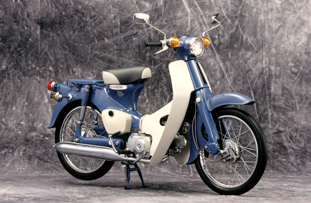 Điểm mặt 3 mẫu xe máy cổ Honda được giới chơi xe săn lùng, có tiền cũng khó mua