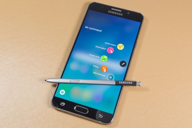 Điện thoại làm nên tên tuổi dòng Samsung Galaxy Note: Cấu hình “thượng đẳng”, giá thành bình dân