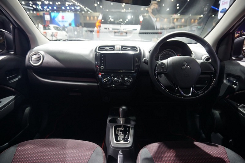 “Đại kình địch” Hyundai Grand i10 giá cực rẻ lộ diện: Thiết kế miễn chê, động cơ là thế mạnh