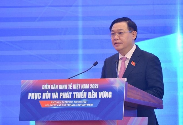 Chủ tịch Quốc hội Vương Đình Huệ phát biểu tại Diễn đàn Kinh tế 2021