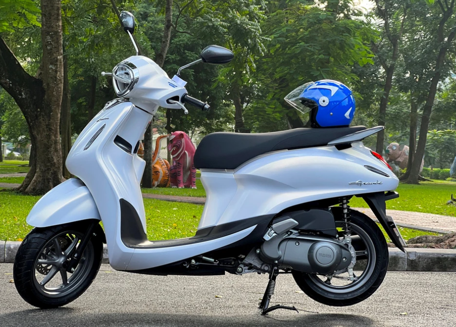 Xe máy Yamaha Grande 2022 ra mắt phiên bản đặc biệt: Đã đẹp lại còn tiết kiệm xăng, 