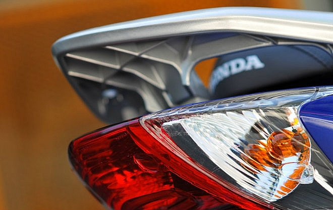 Xe máy "Honda SH" có giá chỉ 30 triệu: Thời tới để lên đời "xe ngon"