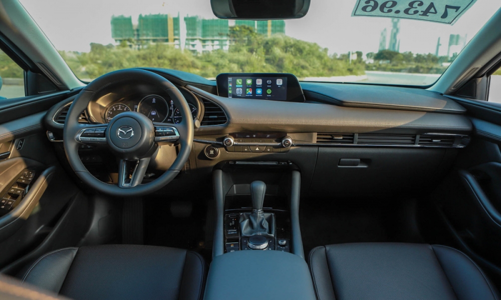 Cập nhật giá xe Mazda 3 cuối tháng 10/2022: “Sale” cực mạnh, “làm bạn” Toyota Vios
