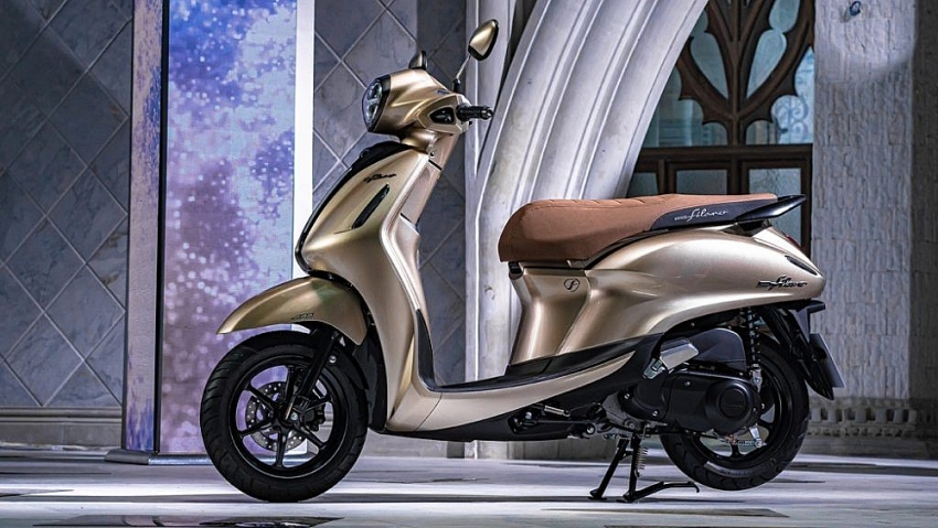 Yamaha Grande Hybrid ra mắt thị trường Thái Lan với giá "cực rẻ": Chỉ bằng xe máy Honda Vision